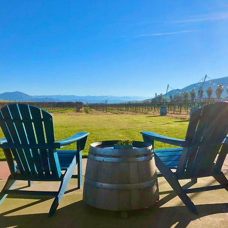 Sequoia View Vineyard Bed & Breakfast Sanger ภายนอก รูปภาพ